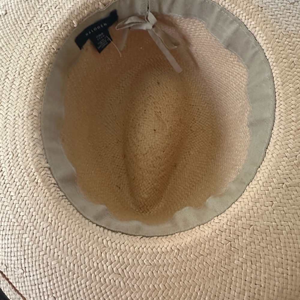Halogen straw hat - Picture 3 of 3